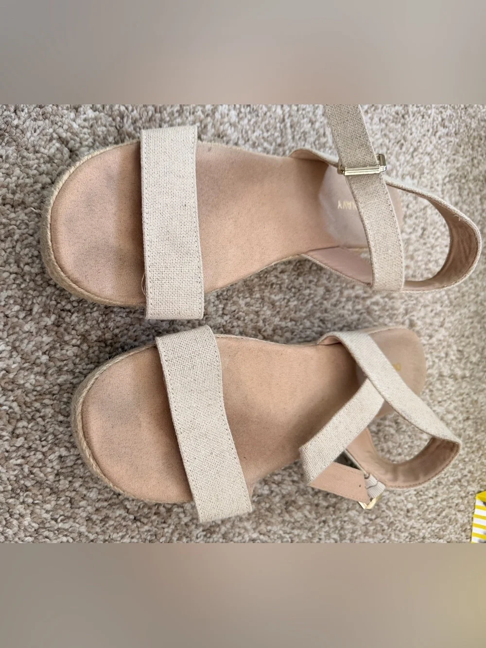 Old Navy beige canvas